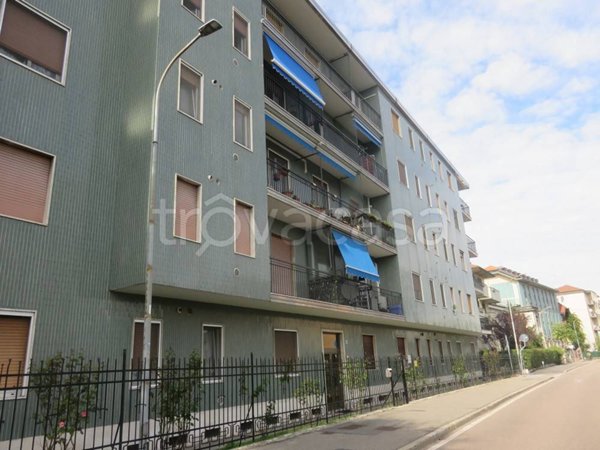 appartamento in vendita a Corsico
