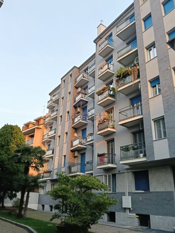 appartamento in vendita a Corsico