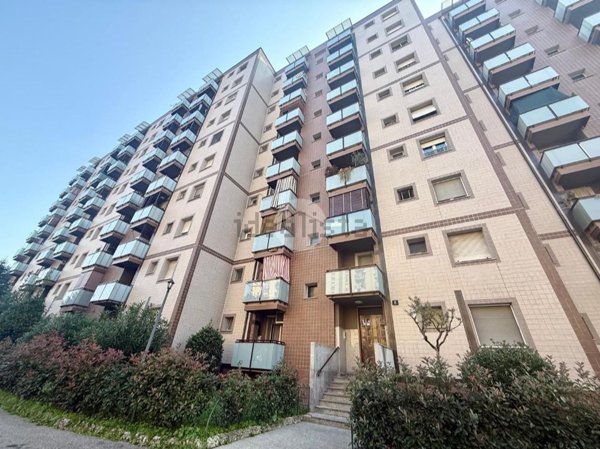 appartamento in vendita a Corsico