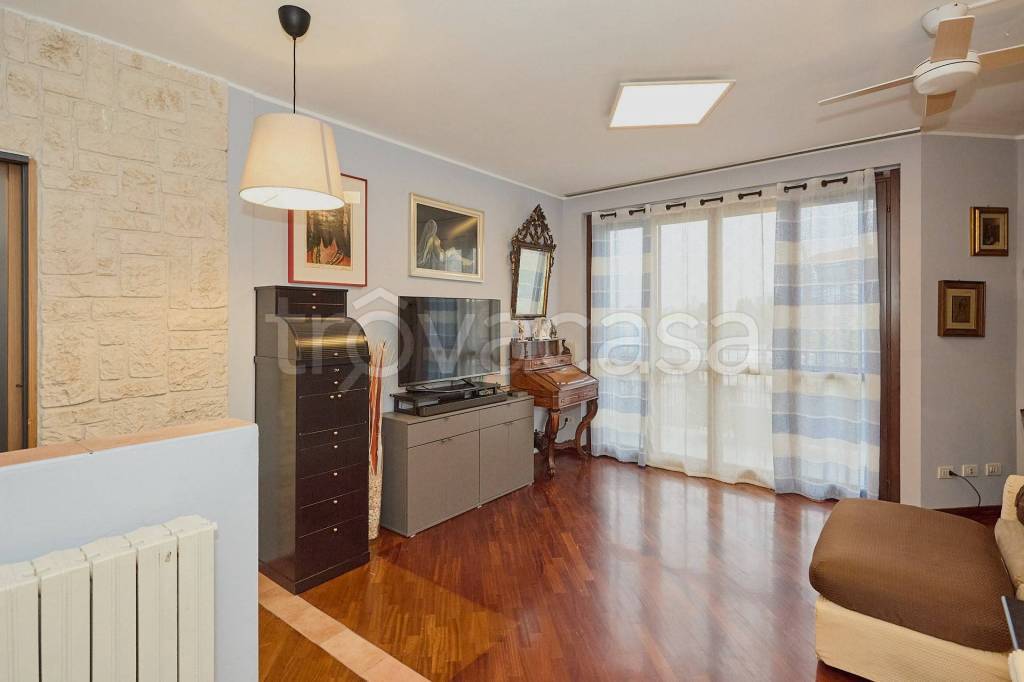 appartamento in vendita a Corsico