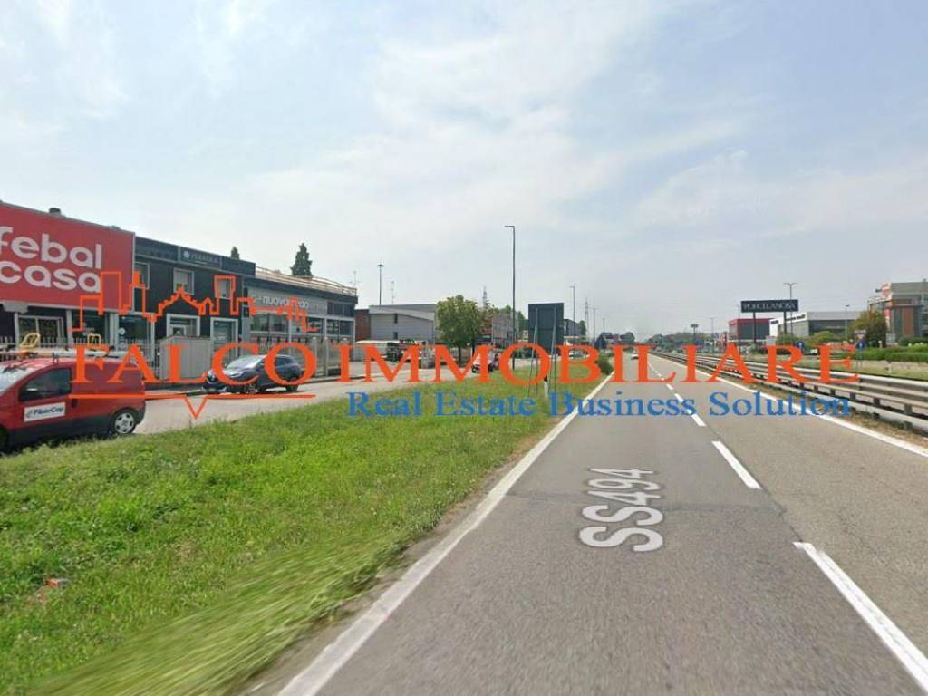 negozio in vendita a Corsico