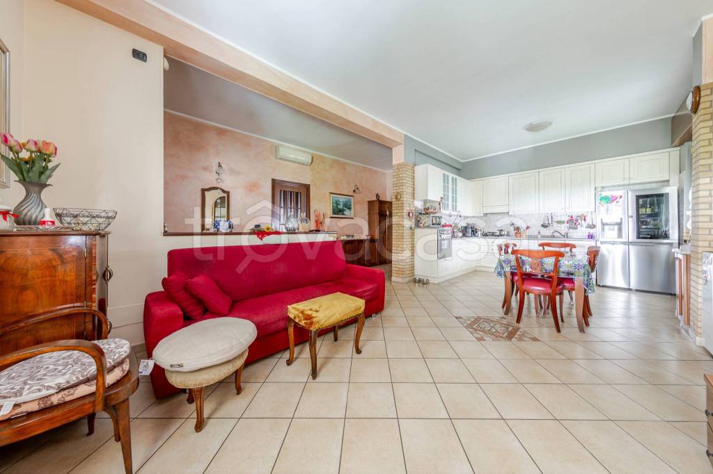 appartamento in vendita a Corsico