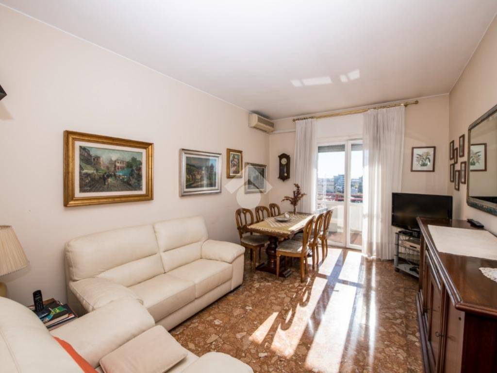 appartamento in vendita a Corsico