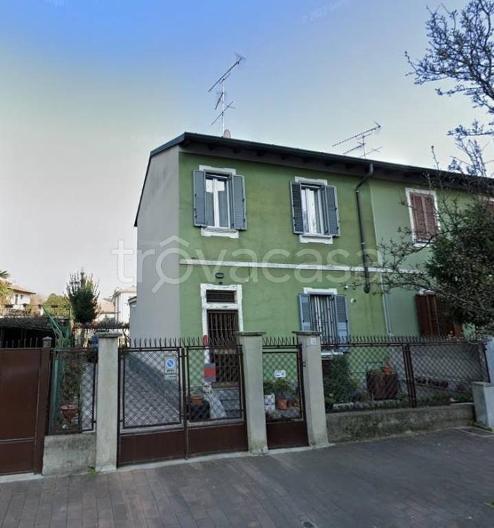 casa indipendente in vendita a Corsico