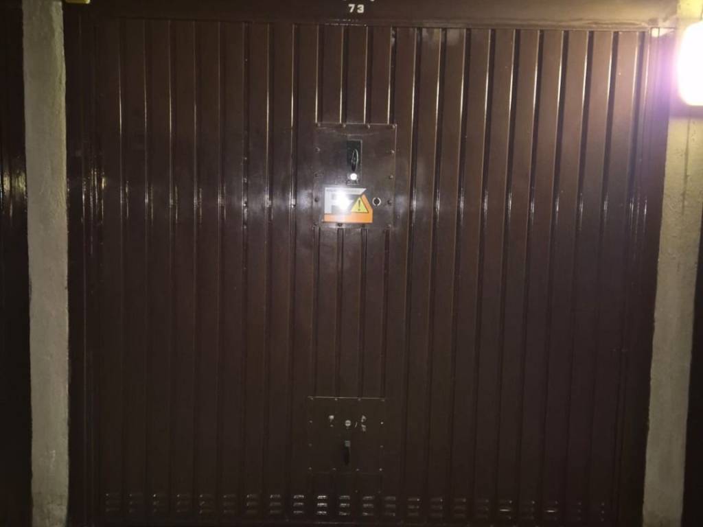 negozio in vendita a Corsico