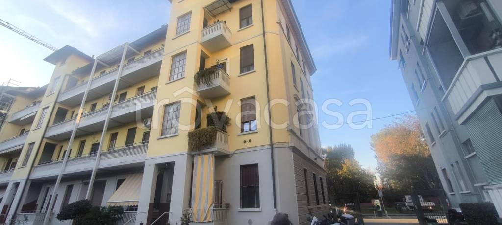 appartamento in vendita a Corsico