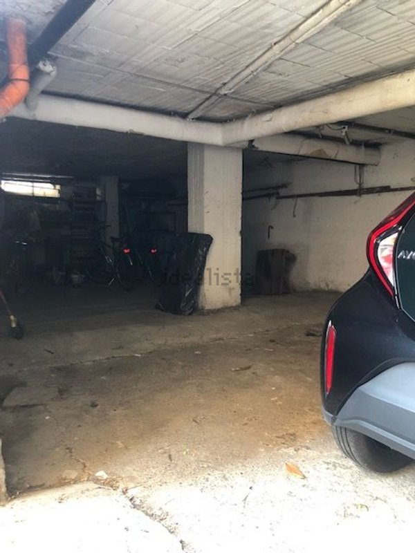 locale di sgombero in vendita a Corsico