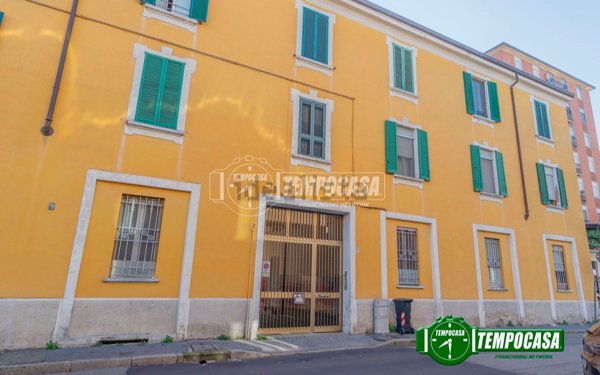 locale di sgombero in vendita a Corsico