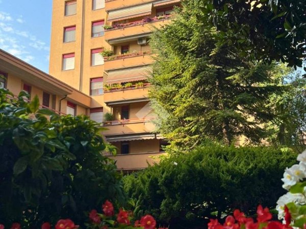 appartamento in vendita a Corsico