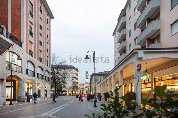 appartamento in vendita a Corsico