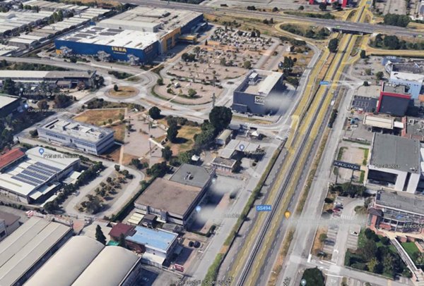 negozio in vendita a Corsico