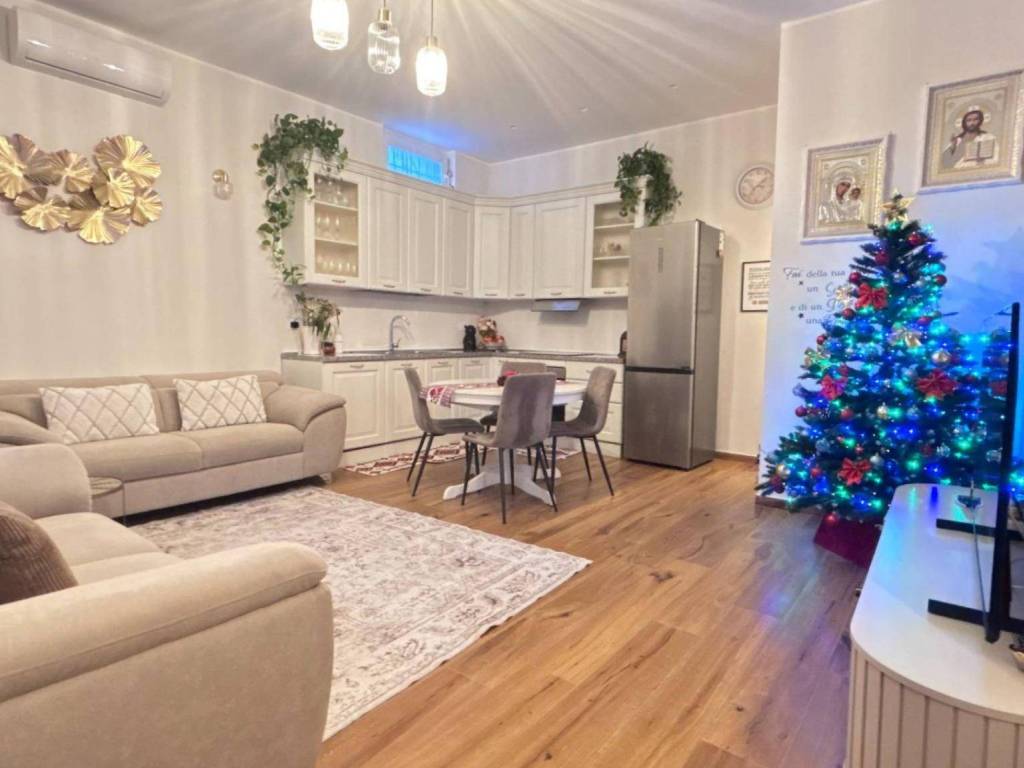 casa indipendente in vendita a Corsico