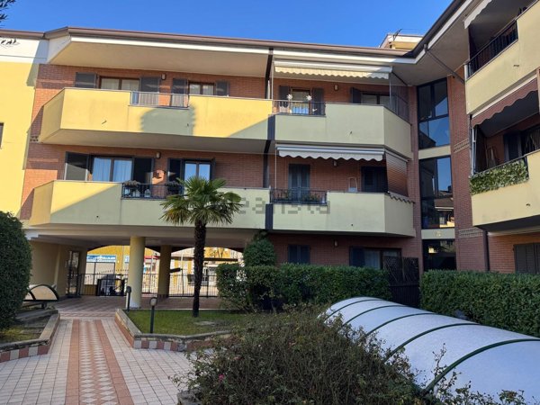 appartamento in vendita a Corsico