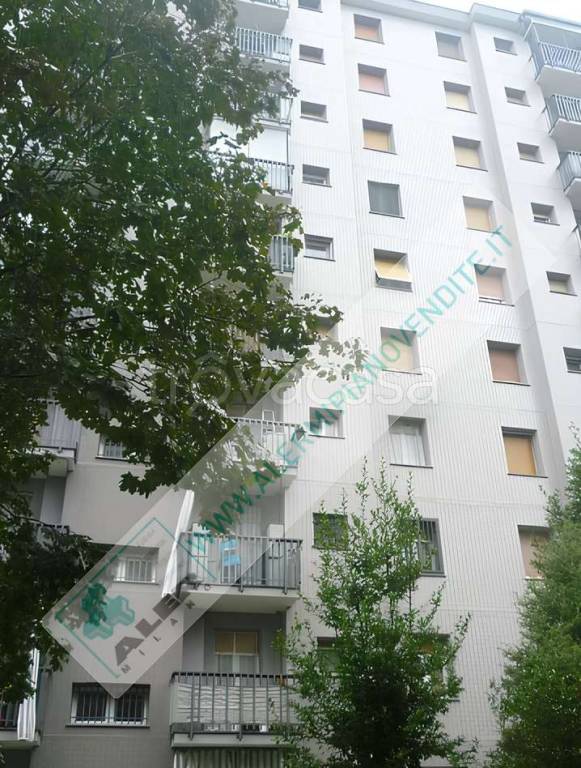 appartamento in vendita a Corsico