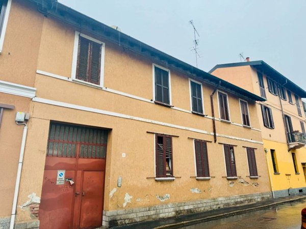 casa indipendente in vendita a Corsico