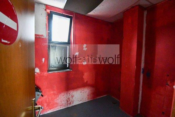 ufficio in vendita a Corsico