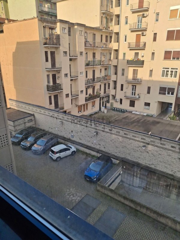 ufficio in vendita a Corsico