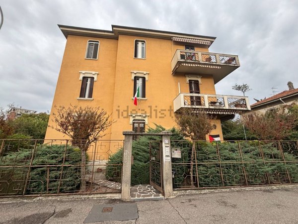 appartamento in vendita a Corsico