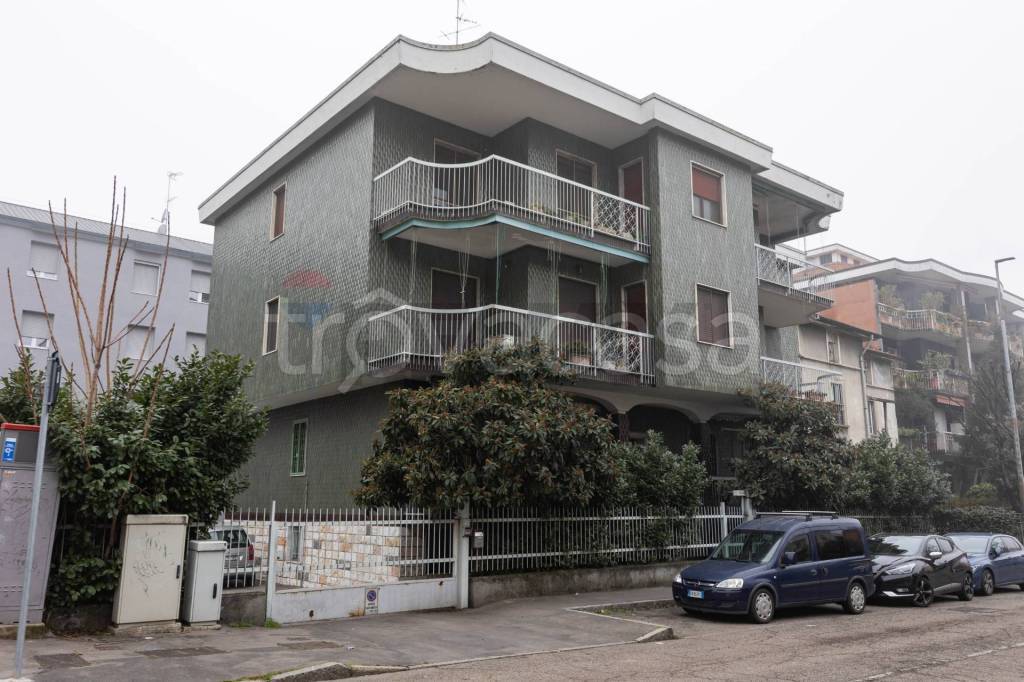 appartamento in vendita a Corsico