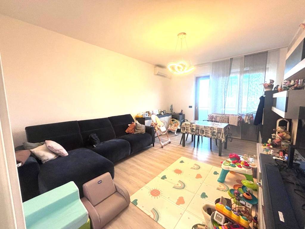 appartamento in vendita a Corsico