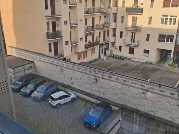 ufficio in vendita a Corsico