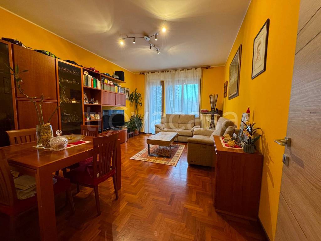 appartamento in vendita a Corsico