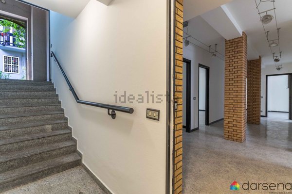 ufficio in vendita a Corsico