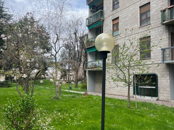 appartamento in vendita a Corsico