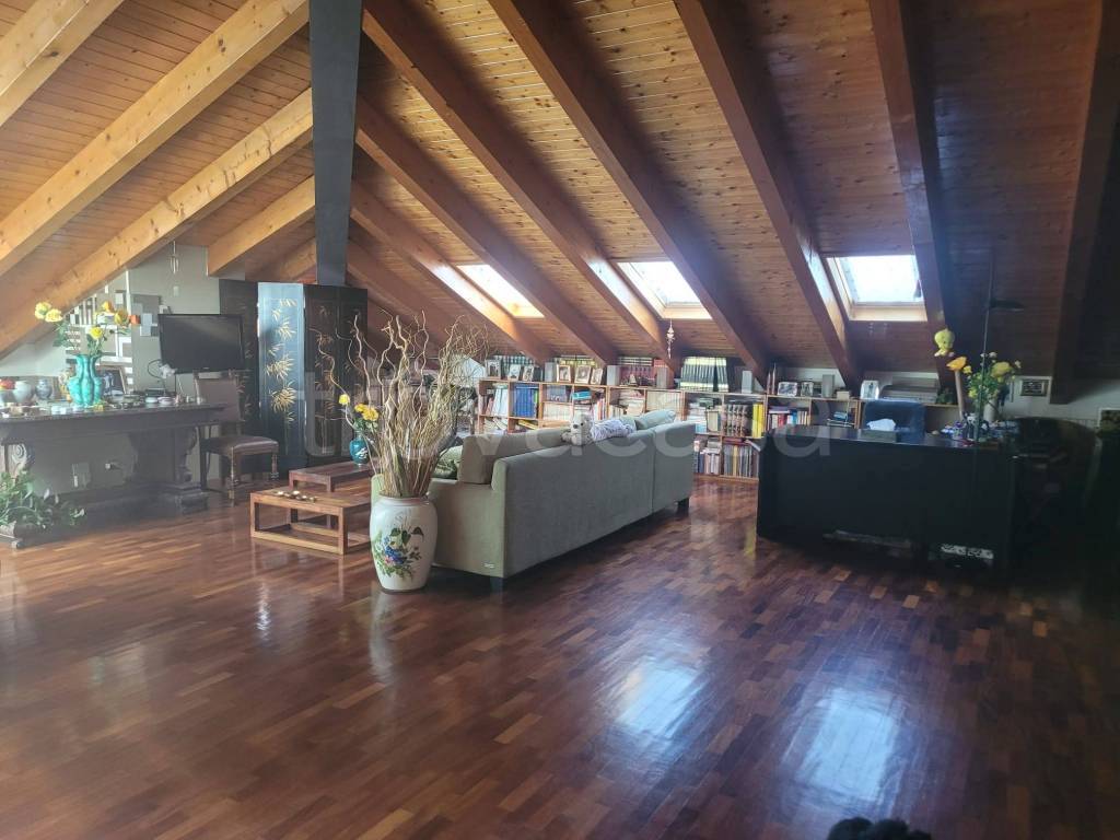 appartamento in vendita a Corsico