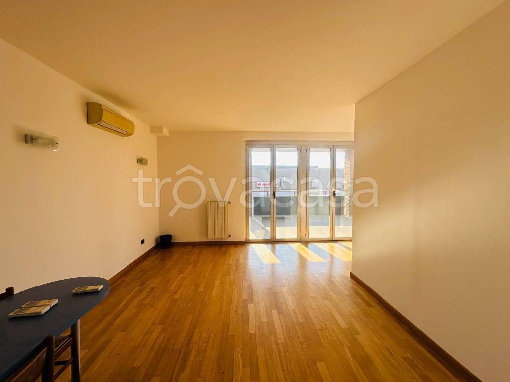 appartamento in vendita a Corsico