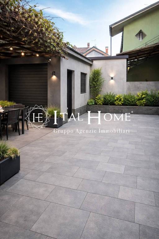 casa indipendente in vendita a Corsico