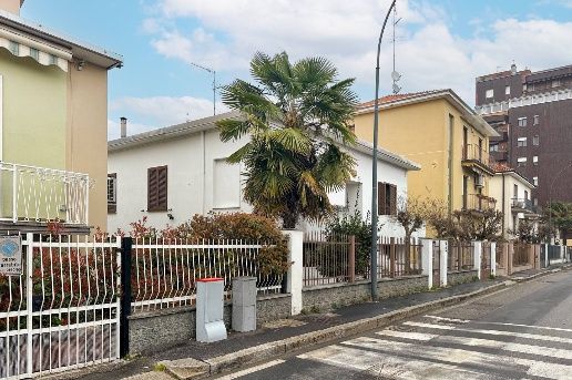 casa indipendente in vendita a Corsico