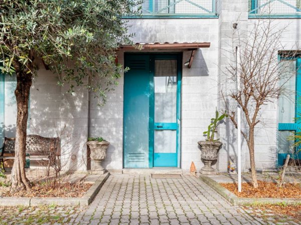 casa indipendente in vendita a Corsico