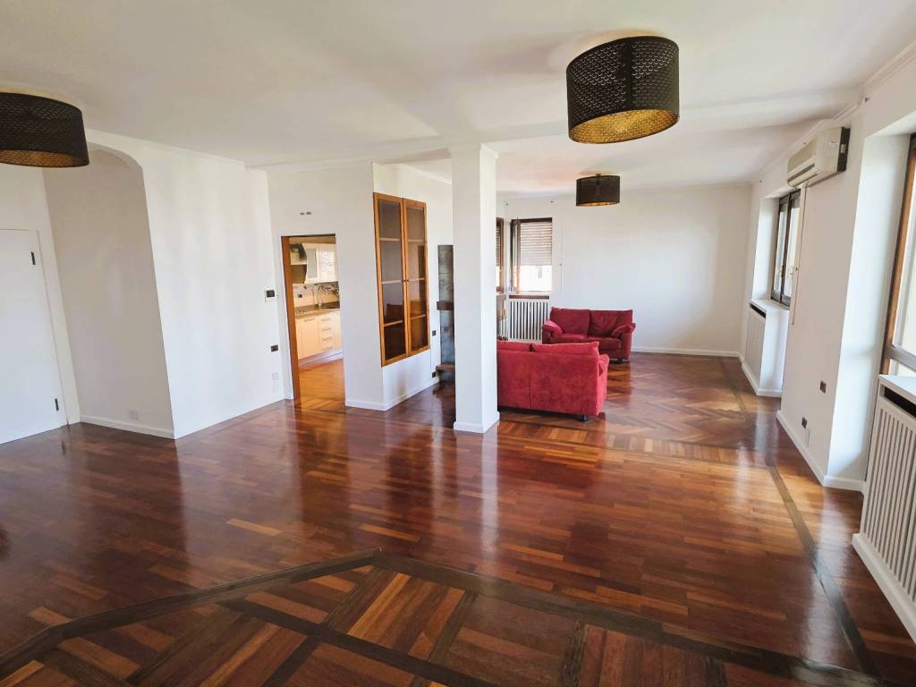 appartamento in vendita a Corsico