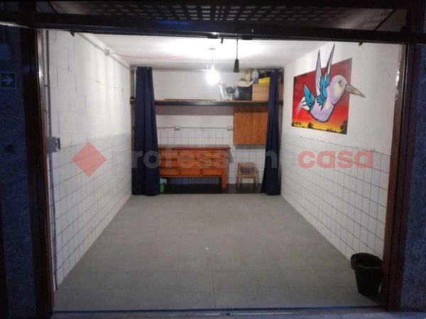 box auto in vendita a Corsico