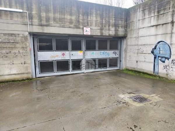 box auto in vendita a Corsico