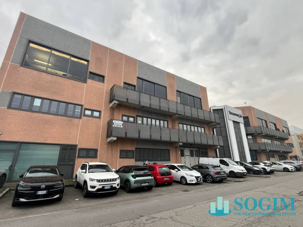 ufficio in vendita a Corsico