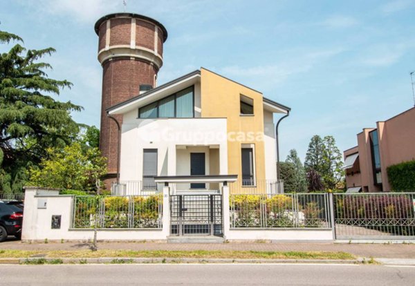 casa indipendente in vendita a Cuggiono