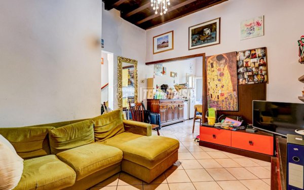 casa indipendente in vendita a Cuggiono