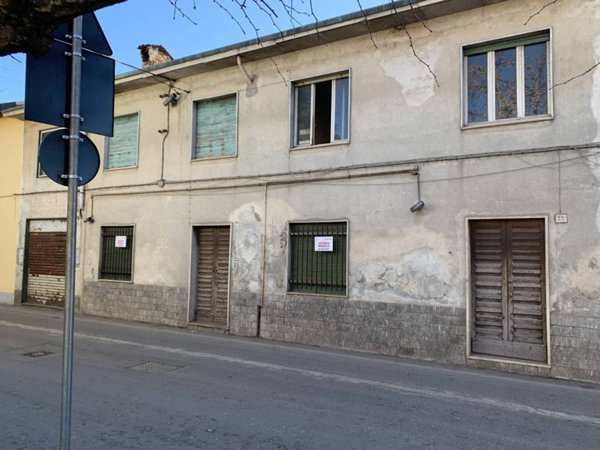 intera palazzina in vendita a Cuggiono