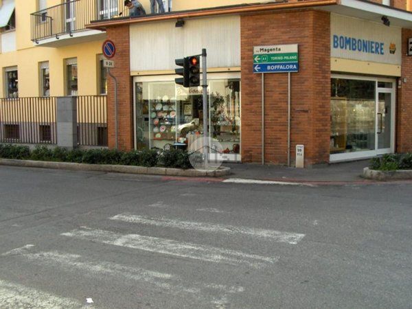 locale commerciale in vendita a Cuggiono