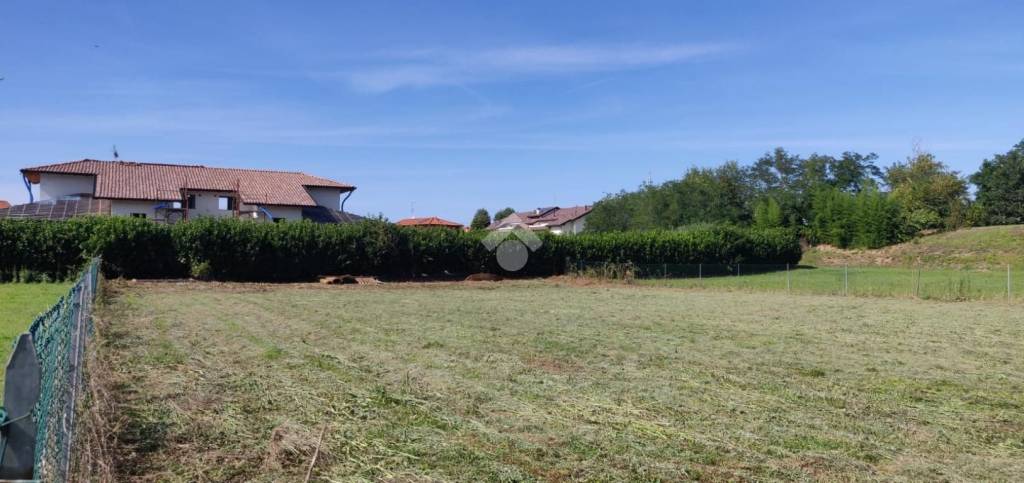 terreno edificabile in vendita a Cuggiono