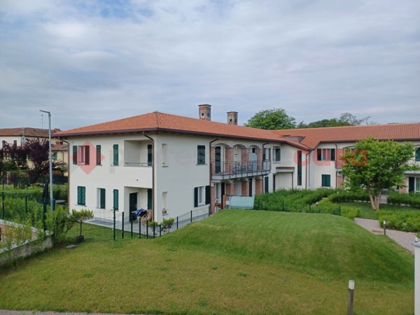 appartamento in vendita a Cuggiono in zona Castelletto di Cuggiono