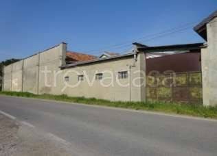 locale commerciale in vendita a Cuggiono