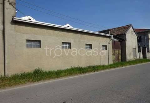 locale commerciale in vendita a Cuggiono