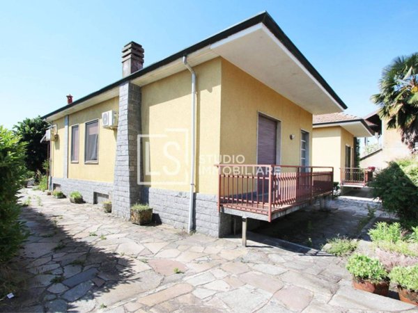 casa indipendente in vendita a Cuggiono