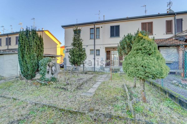 casa indipendente in vendita a Cuggiono