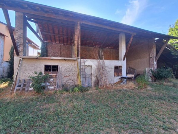casa indipendente in vendita a Cuggiono