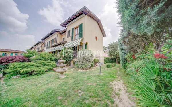 casa indipendente in vendita a Cuggiono