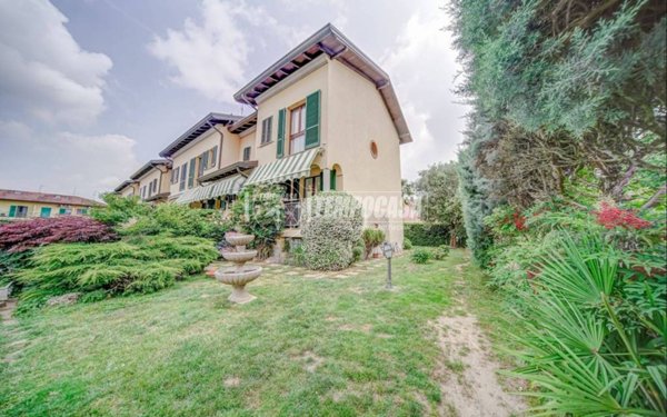 casa indipendente in vendita a Cuggiono